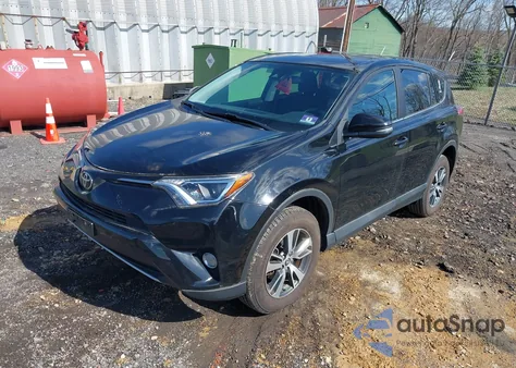 2017 Toyota Rav4 Xle из США, поврежденный, VIN 2T3RFREV9HW681765